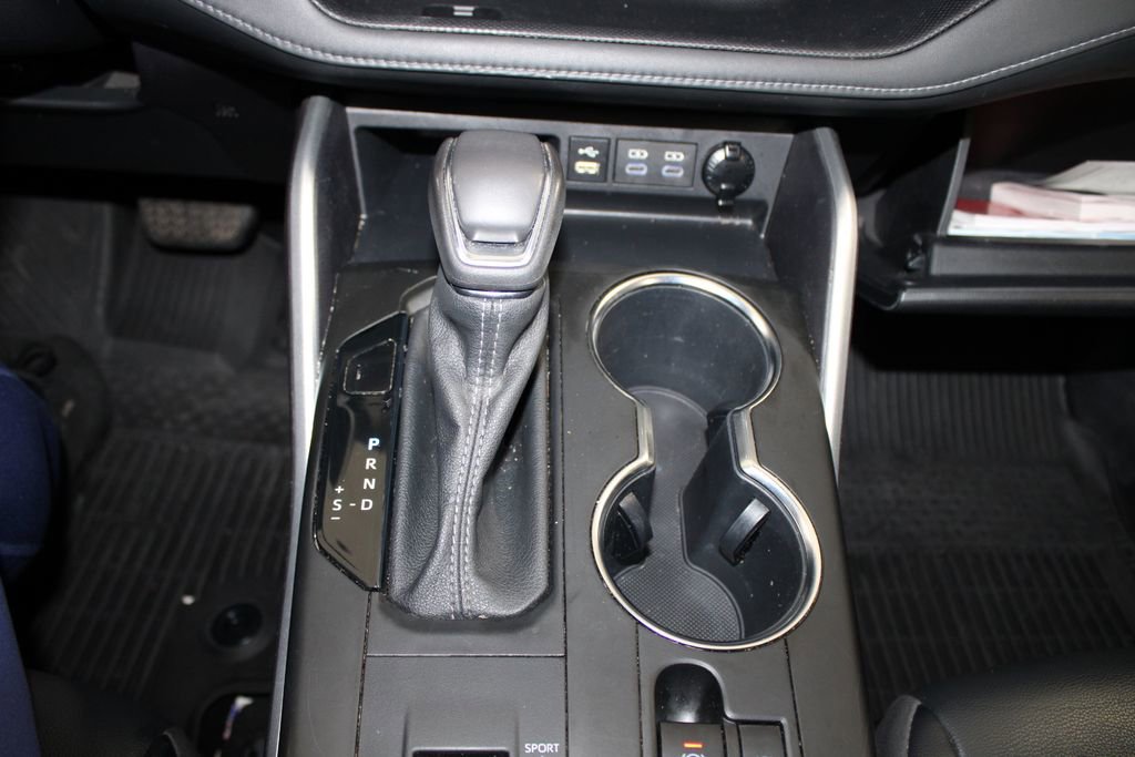 Used 2022 Toyota Highlander XLE image 43