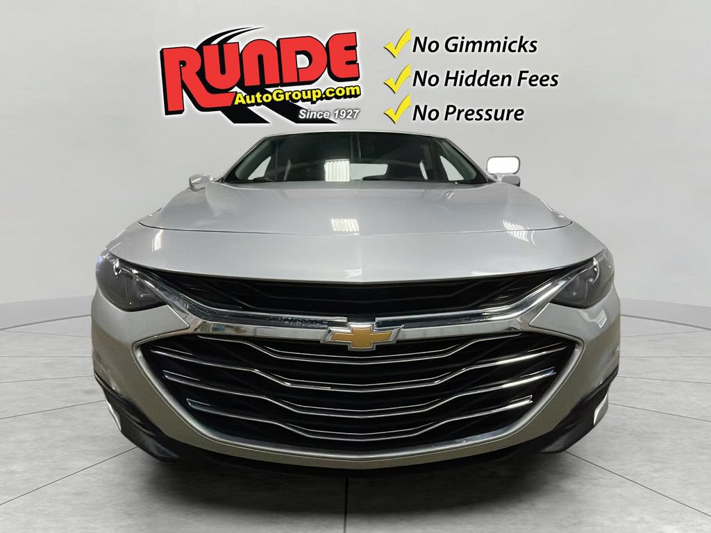 Used 2021 Chevrolet Malibu LT FWD image 3