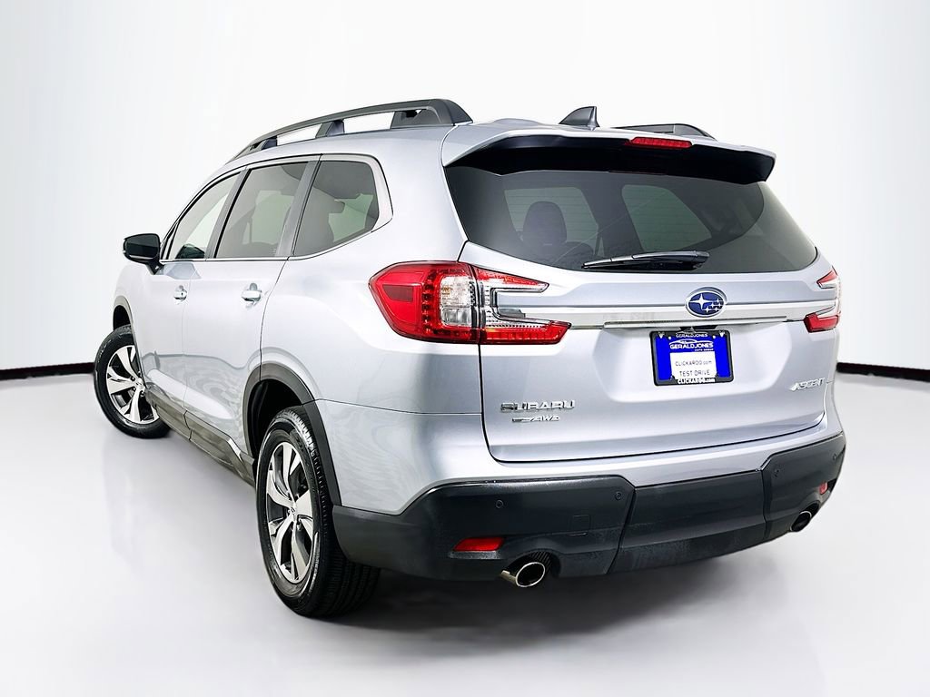 Used 2025 Subaru Ascent Premium image 6