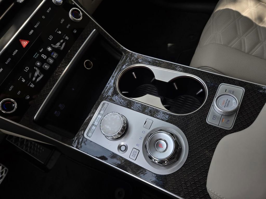New 2026 Genesis GV80 3.5T e-SC image 27