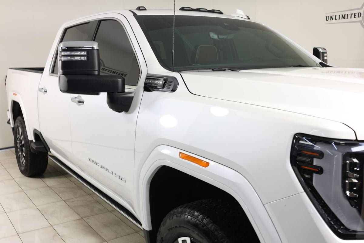 Used 2025 GMC Sierra 2500 Denali Ultimate AWD/4WD image 39