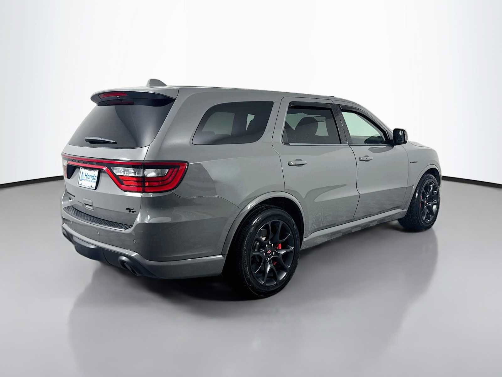 Used 2022 Dodge Durango R/T AWD/4WD image 7