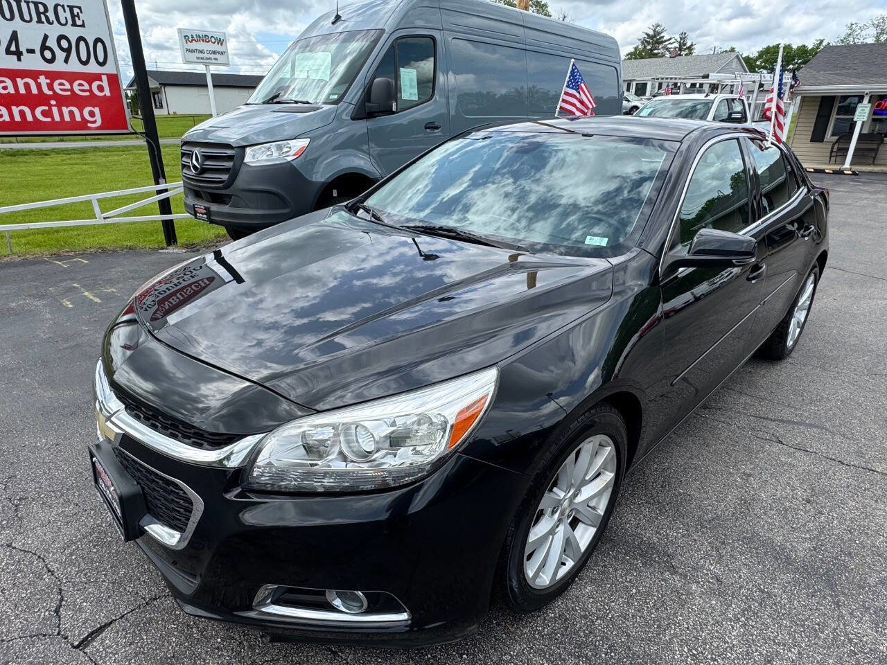 Used 2015 Chevrolet Malibu LT FWD image 2