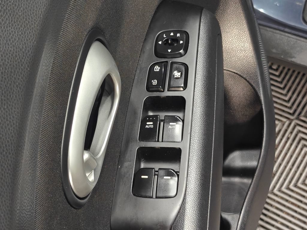 Used 2016 Kia Soul + w/ Eco Package FWD image 30