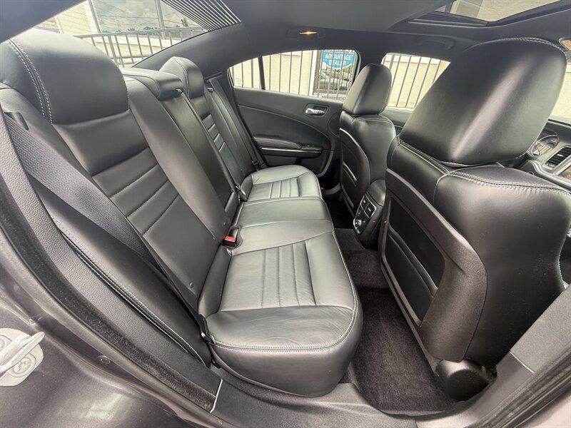 Used 2014 Dodge Charger SXT Plus RWD image 27