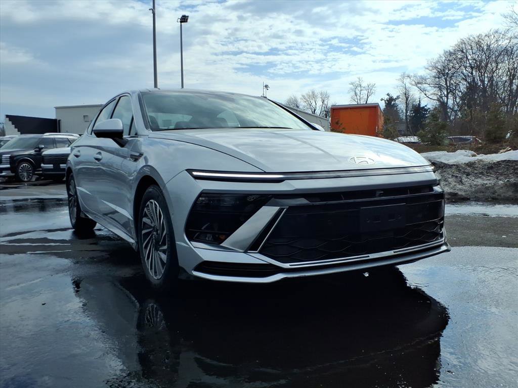 Certified 2024 Hyundai Sonata Limited FWD image 7