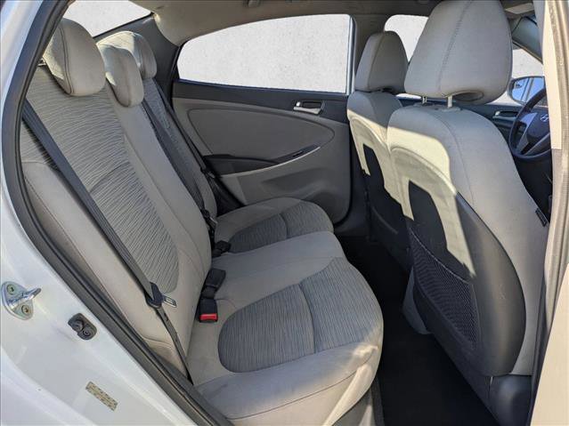 Used 2015 Hyundai Accent GLS image 17