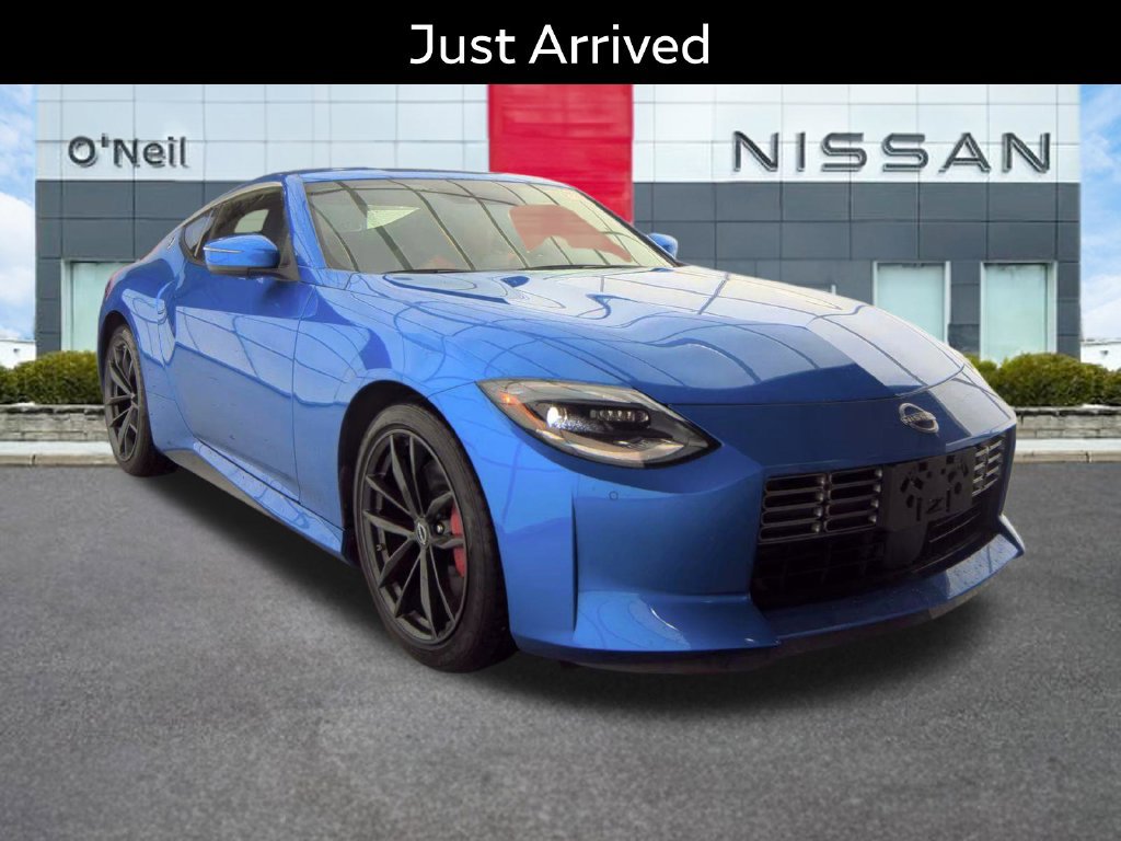 Certified 2025 Nissan Z Performance w/ Floor Mat Package RWD image 1