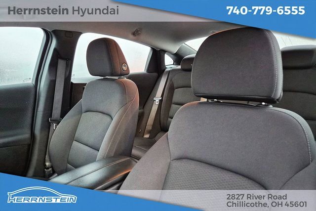 Used 2024 Chevrolet Malibu LT image 22