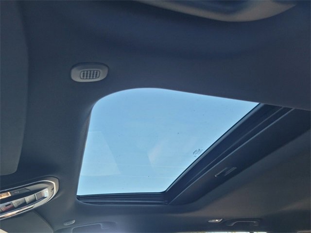 New 2025 Jeep Grand Cherokee Altitude image 6