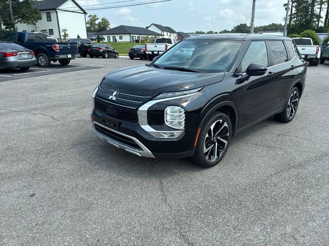 Used 2024 Mitsubishi Outlander SE AWD/4WD image 11