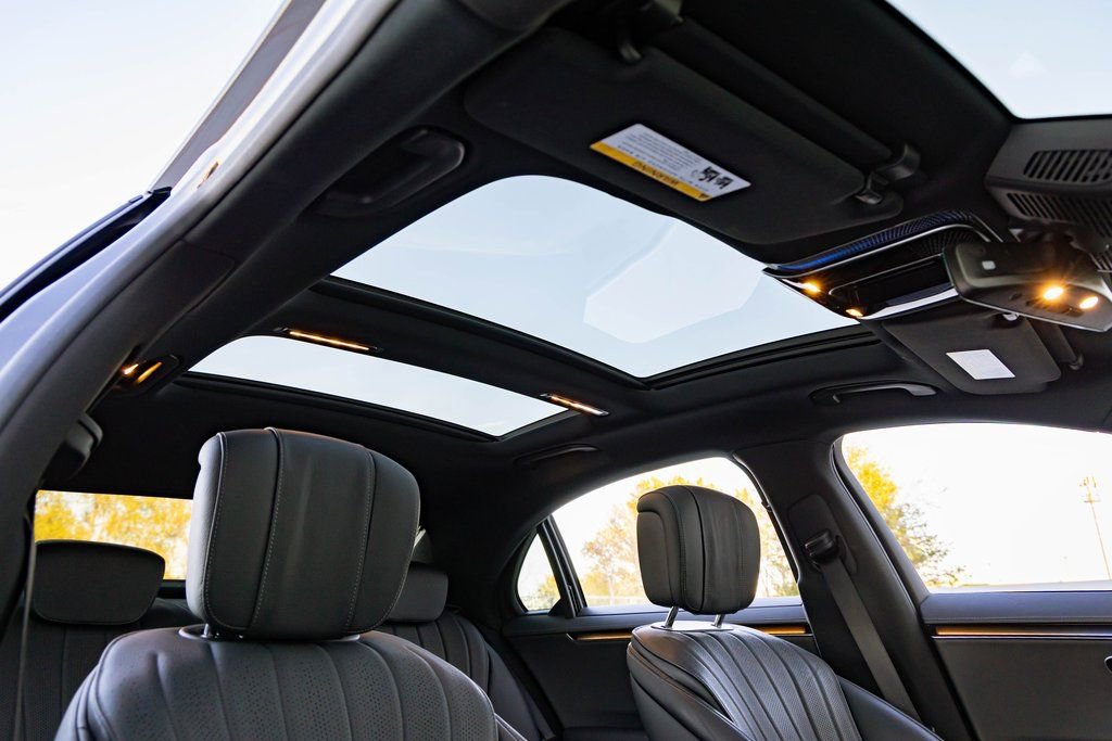 Used 2023 Mercedes-Benz S 500 4MATIC w/ AMG Line image 29