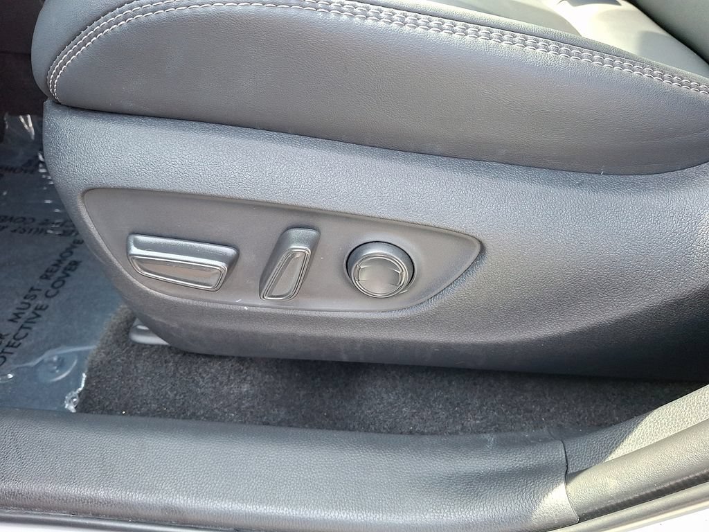 Certified 2025 Toyota RAV4 XLE Premium AWD/4WD image 17