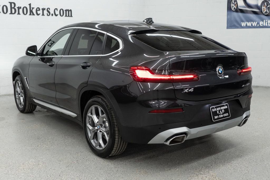 Used 2025 BMW X4 xDrive30i w/ Premium Package image 6