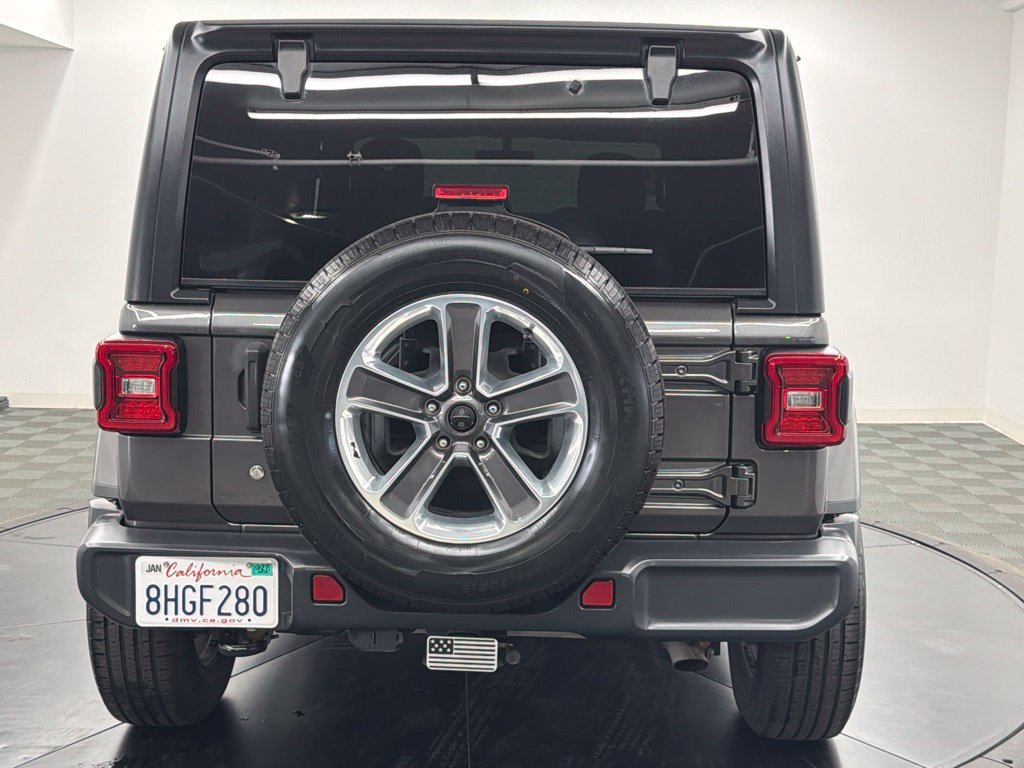 Used 2019 Jeep Wrangler Unlimited Sahara AWD/4WD image 11