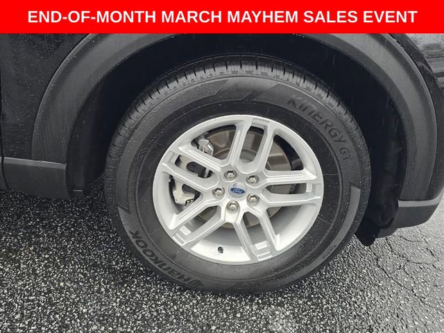 Used 2025 Ford Explorer Active image 31