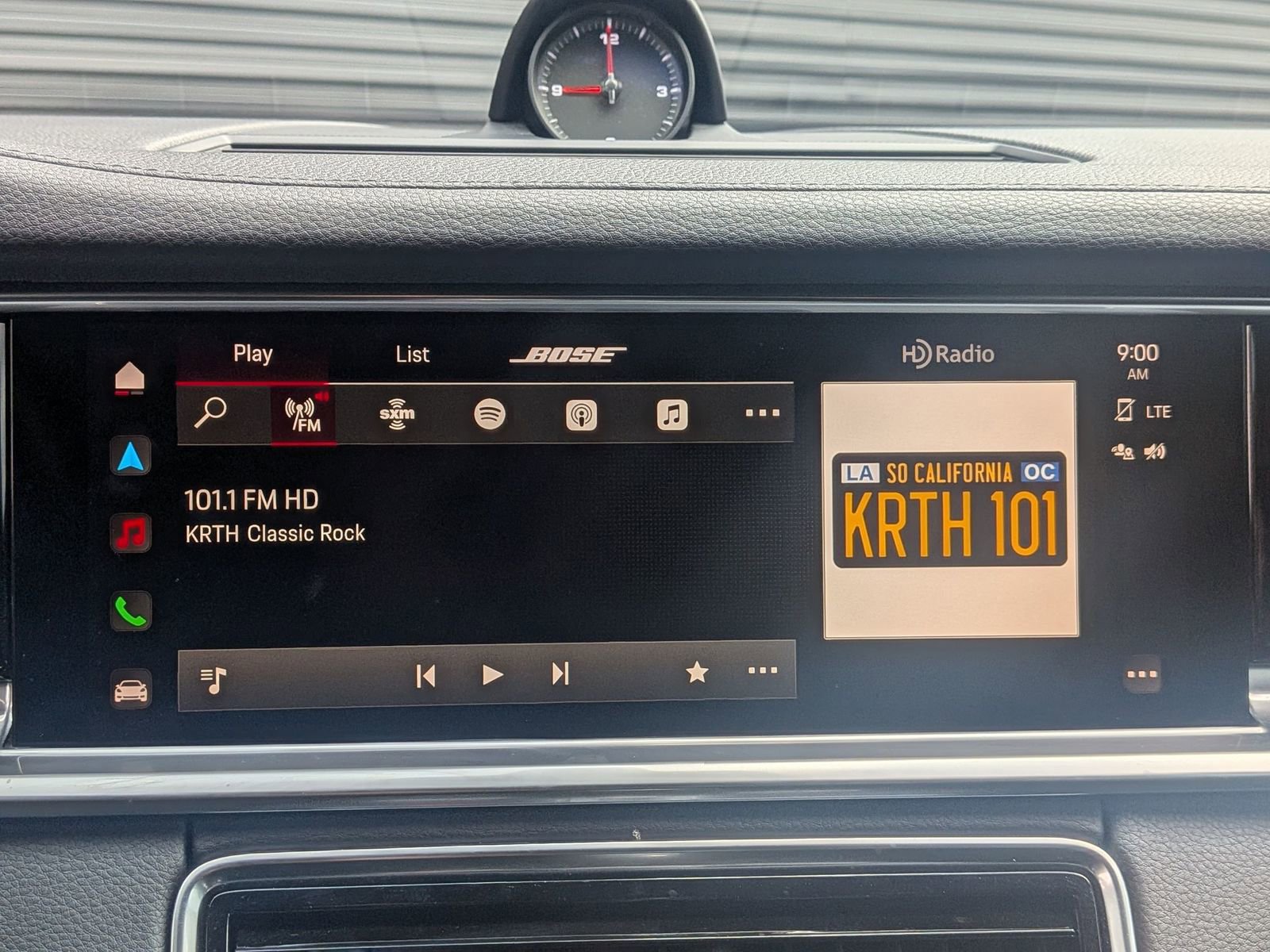 Certified 2023 Porsche Panamera image 17