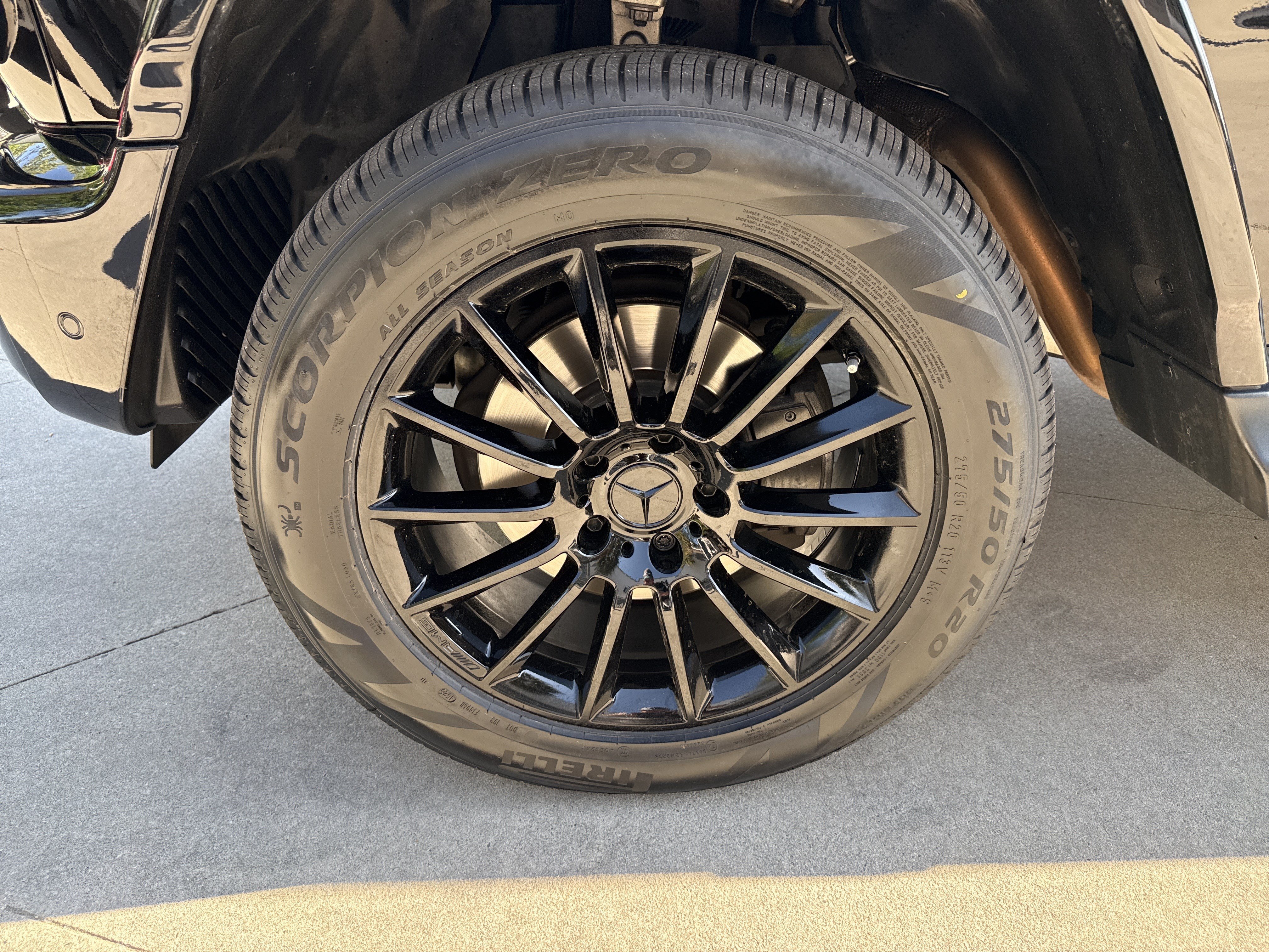 Used 2023 Mercedes-Benz G 550 image 12