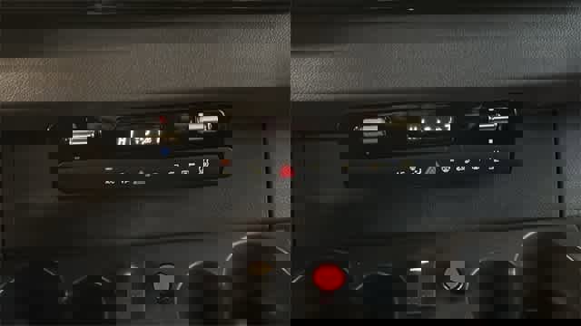 Used 2023 Mercedes-Benz Sprinter 3500 image 17