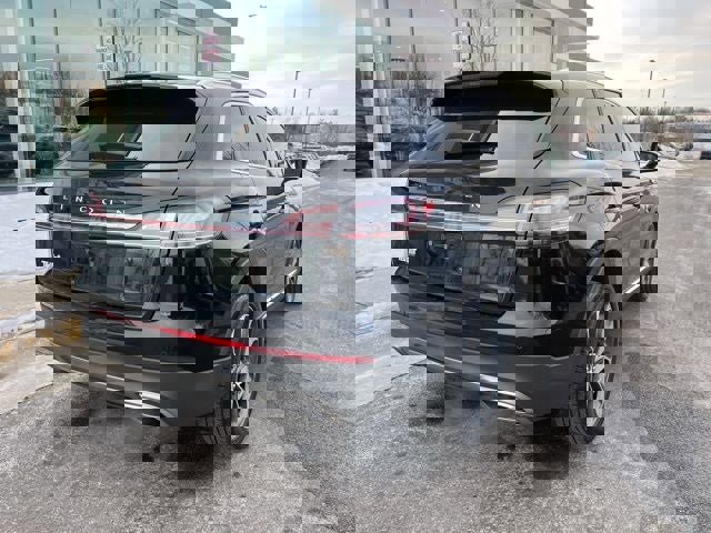 Used 2023 Lincoln Nautilus Reserve image 8