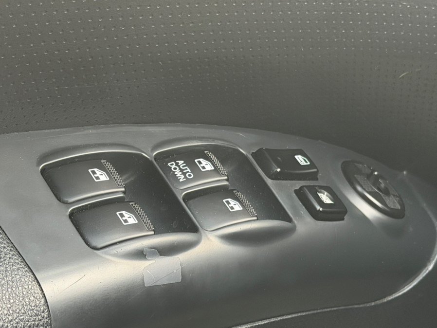 Used 2009 Kia Sportage LX FWD image 27