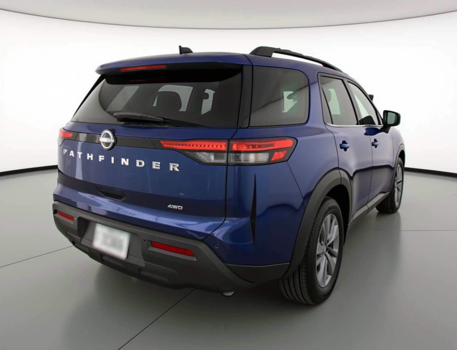 Used 2025 Nissan Pathfinder SV AWD/4WD image 9