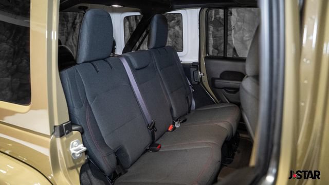 New 2025 Jeep Wrangler Unlimited Rubicon w/ Safety Group AWD/4WD image 14