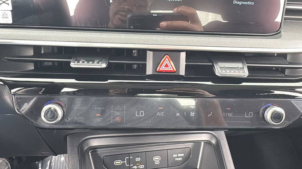 New 2026 Kia K5 LXS image 24
