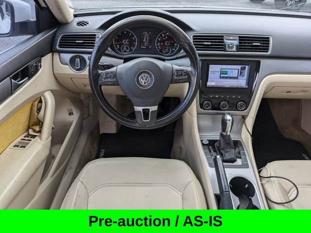Used 2014 Volkswagen Passat 1.8T Sport FWD image 14