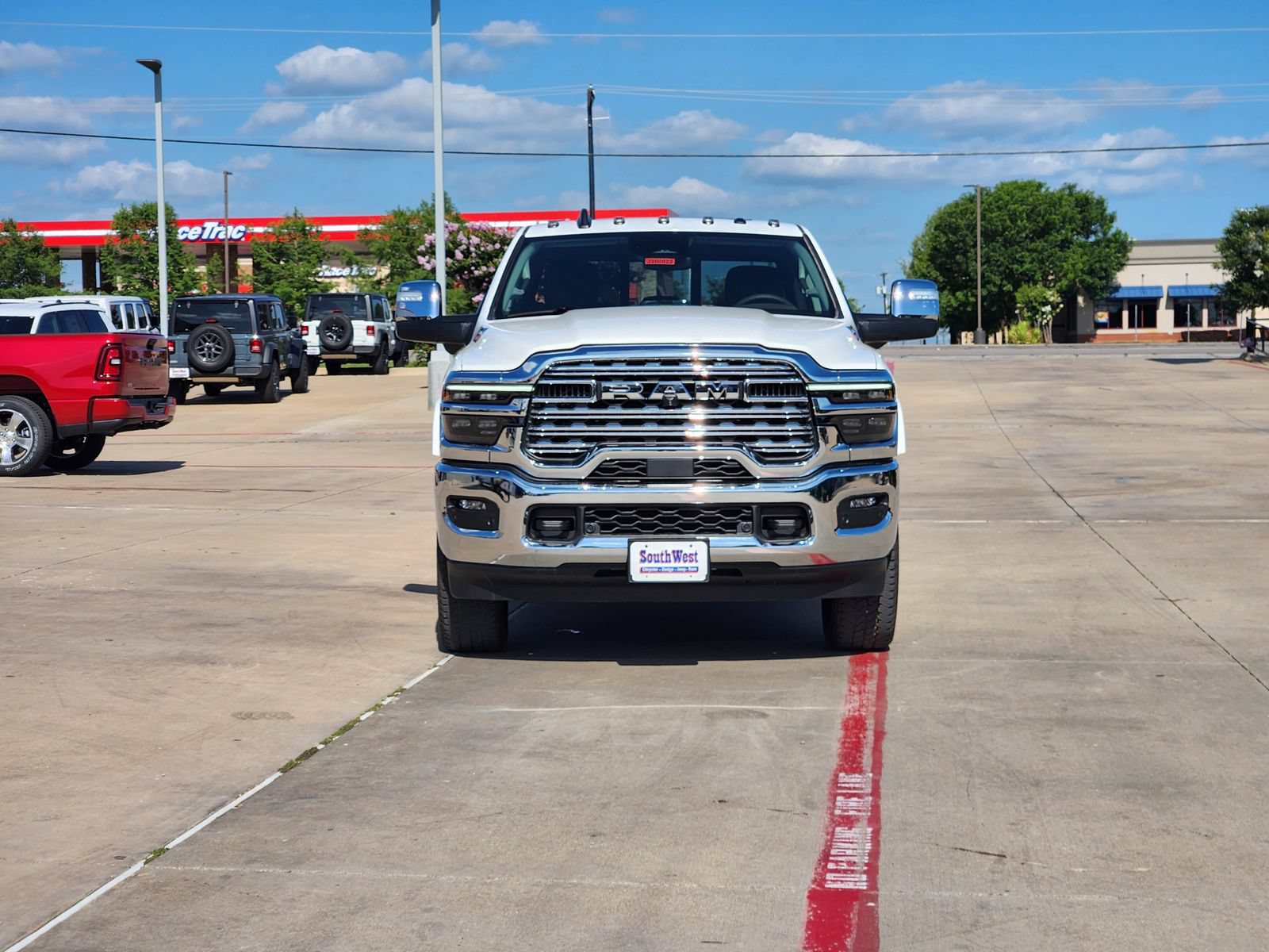 New 2026 RAM 2500 Limited AWD/4WD image 6