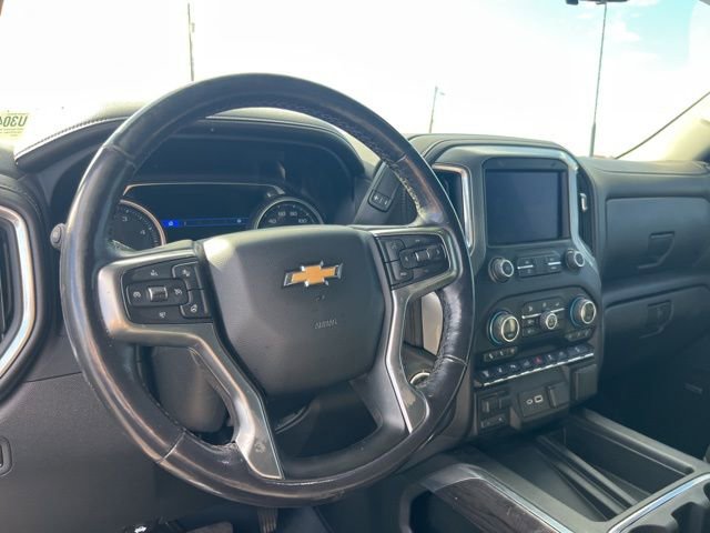 Used 2022 Chevrolet Silverado 2500 LTZ w/ LTZ Plus Package image 16