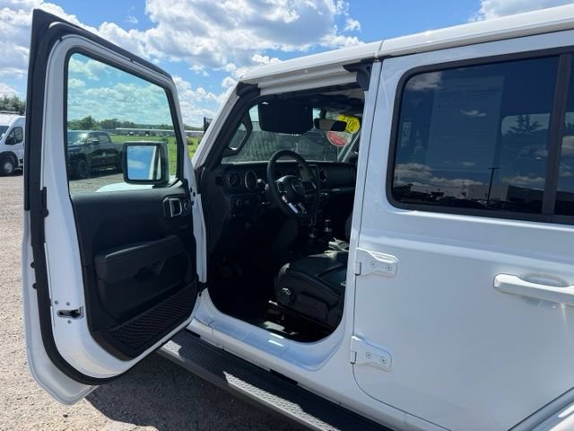 Certified 2023 Jeep Wrangler Unlimited Sahara AWD/4WD image 11