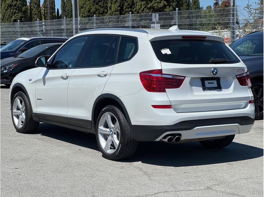 Used 2017 BMW X3 xDrive28i AWD/4WD image 6