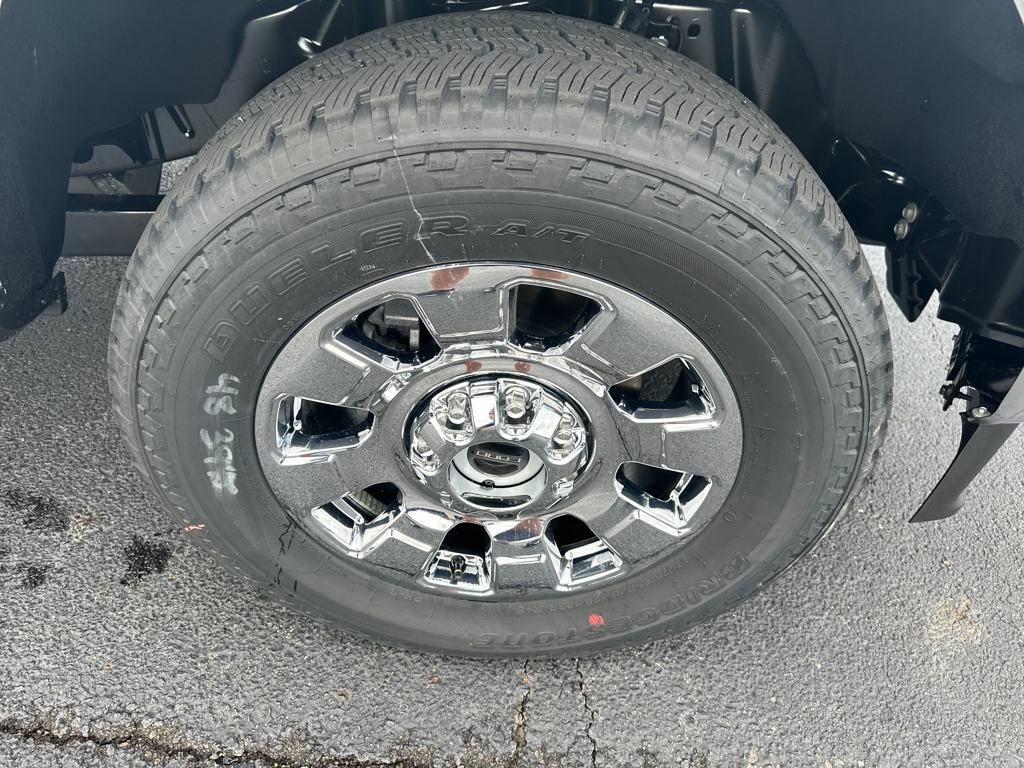 New 2025 Ford F250 Lariat w/ Lariat Ultimate Package image 37