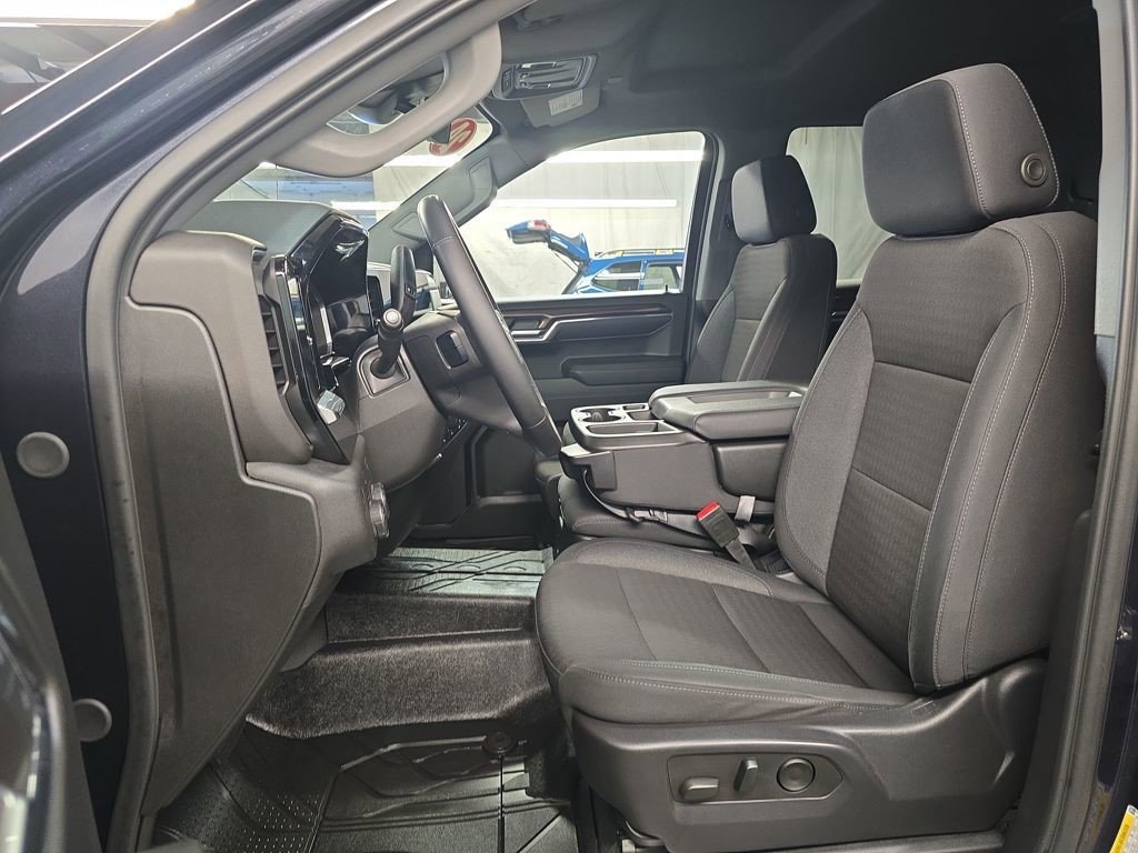 Certified 2024 Chevrolet Silverado 1500 LT w/ Protection Package AWD/4WD image 13