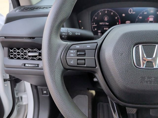 Used 2025 Honda Accord SE image 14