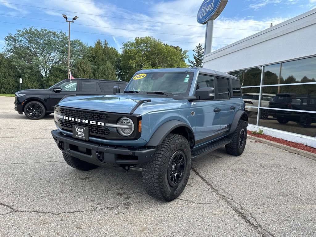 Certified 2024 Ford Bronco Wildtrak AWD/4WD image 7