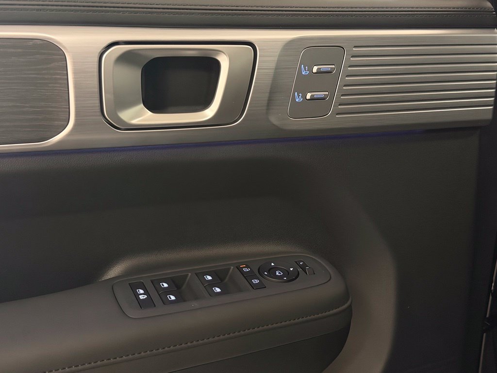 New 2027 Hyundai Santa Fe Limited AWD/4WD image 11