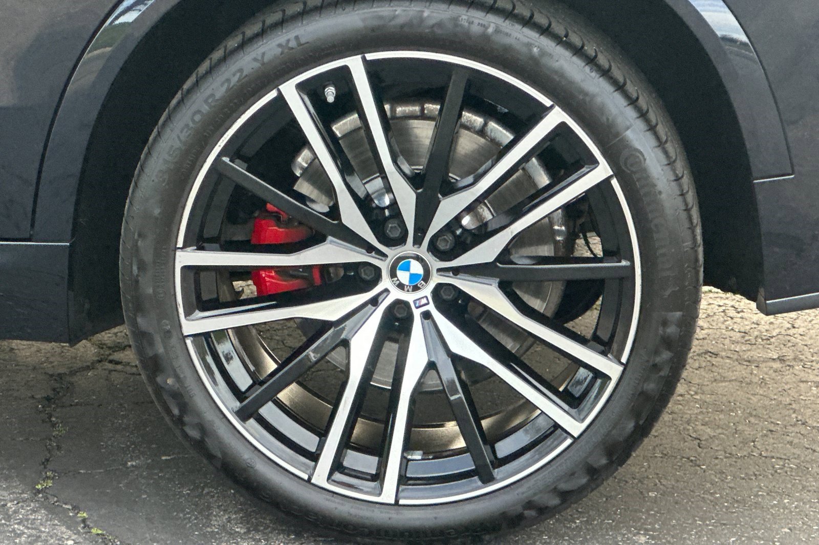 Certified 2023 BMW X5 M50i w/ Executive Package image 37