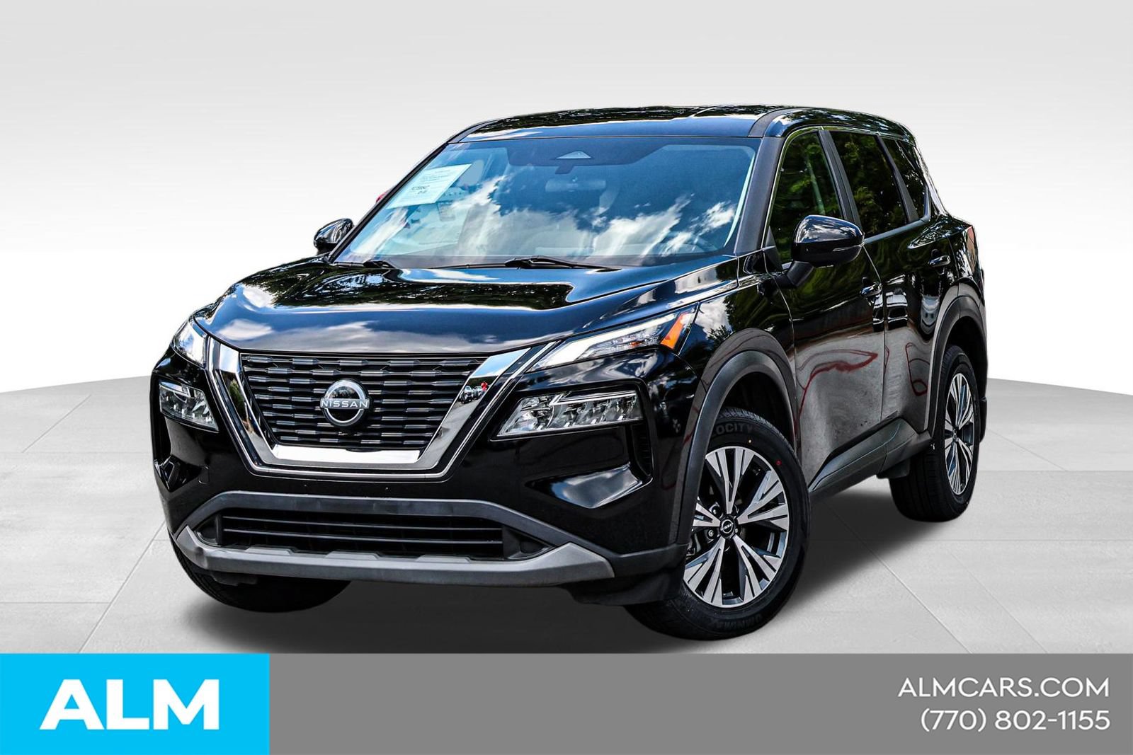 Used 2023 Nissan Rogue SV FWD image 1