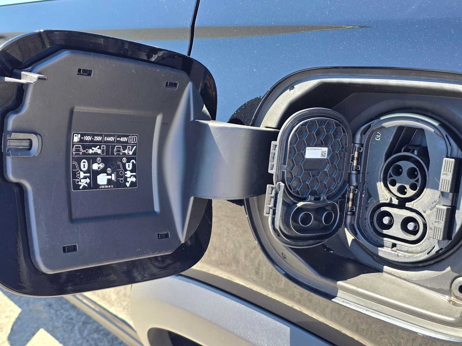 Used 2025 Mercedes-Benz GLE 450e 4MATIC image 15