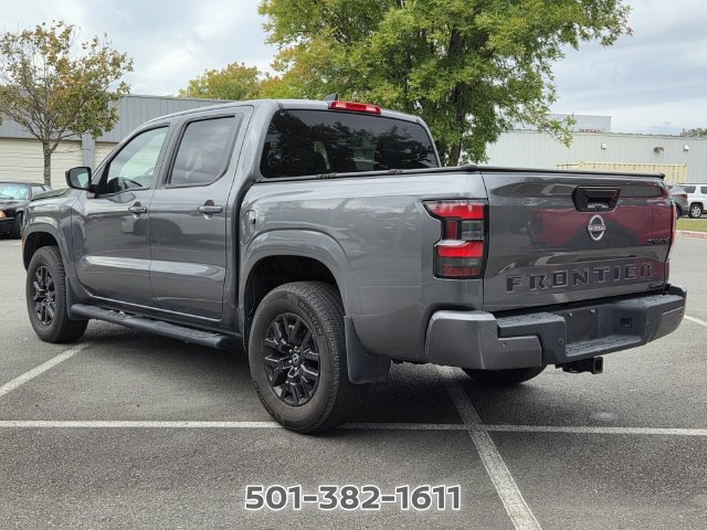 Used 2023 Nissan Frontier SV w/ Midnight Edition Package AWD/4WD image 3