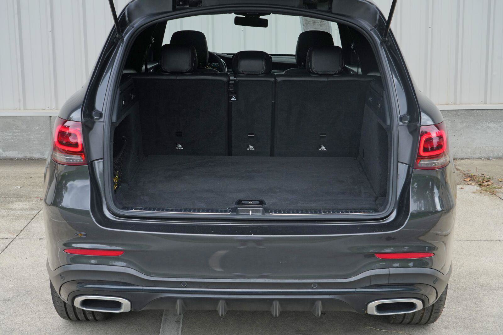 Used 2022 BMW iX xDrive50 w/ Sport Package AWD/4WD image 7