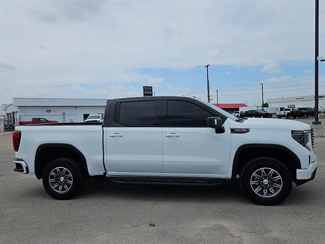 Used 2024 GMC Sierra 1500 AT4 w/ Technology Package image 7