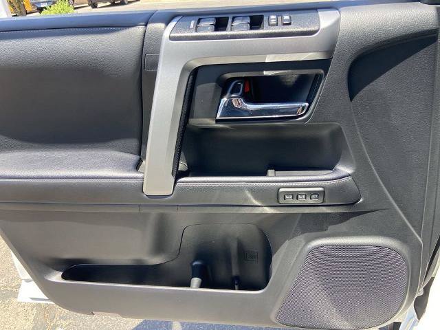 Used 2023 Toyota 4Runner Limited AWD/4WD image 19
