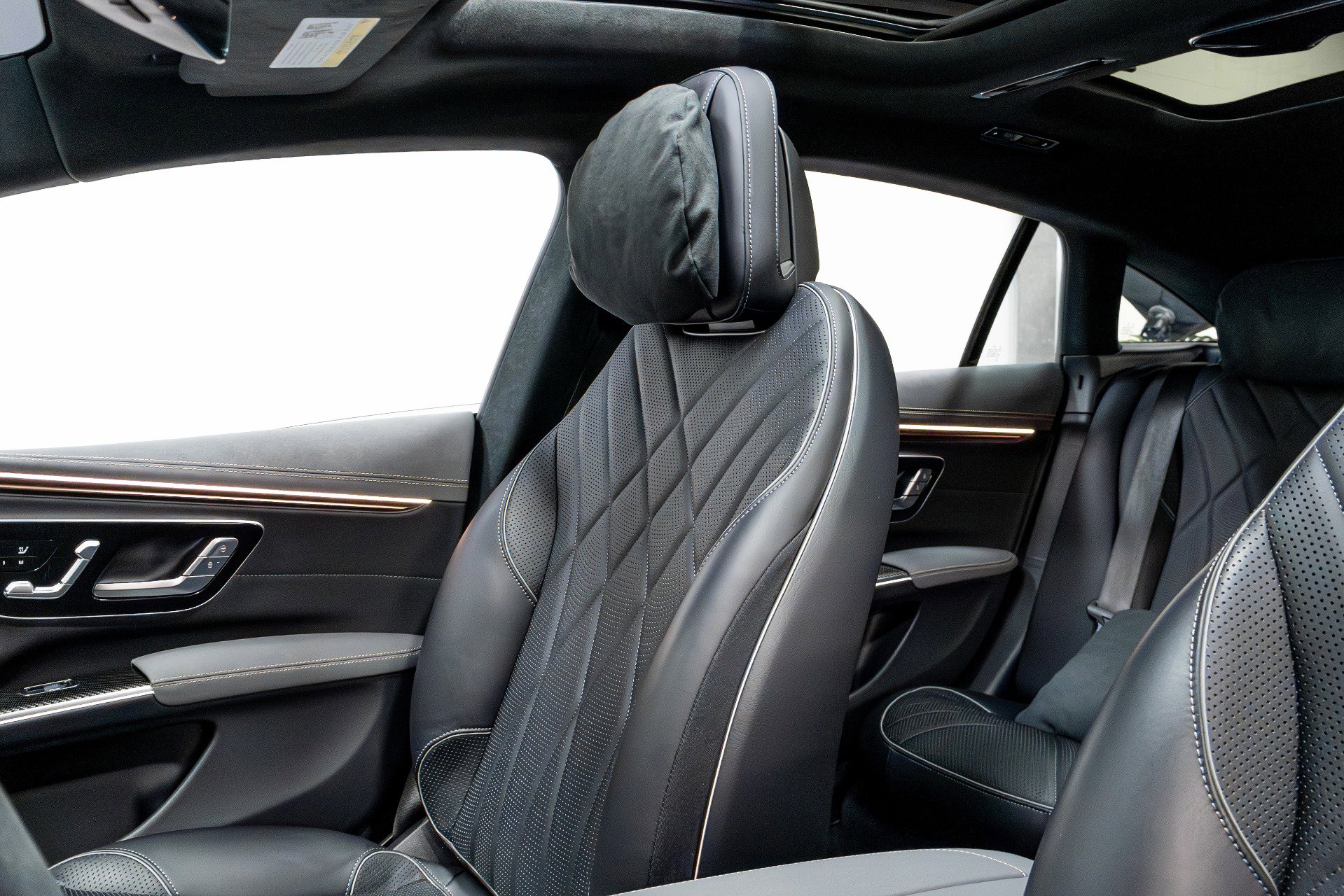 Used 2023 Mercedes-Benz EQS AMG 4MATIC image 15