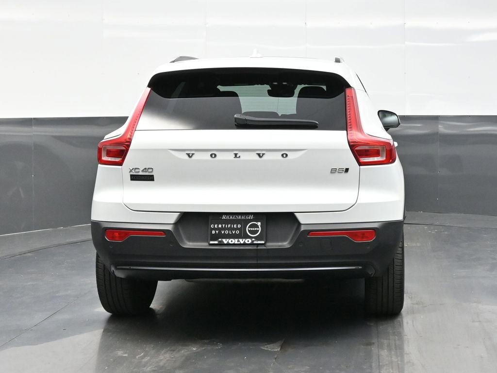 Used 2023 Volvo XC40 B5 Plus w/ Climate Package image 6