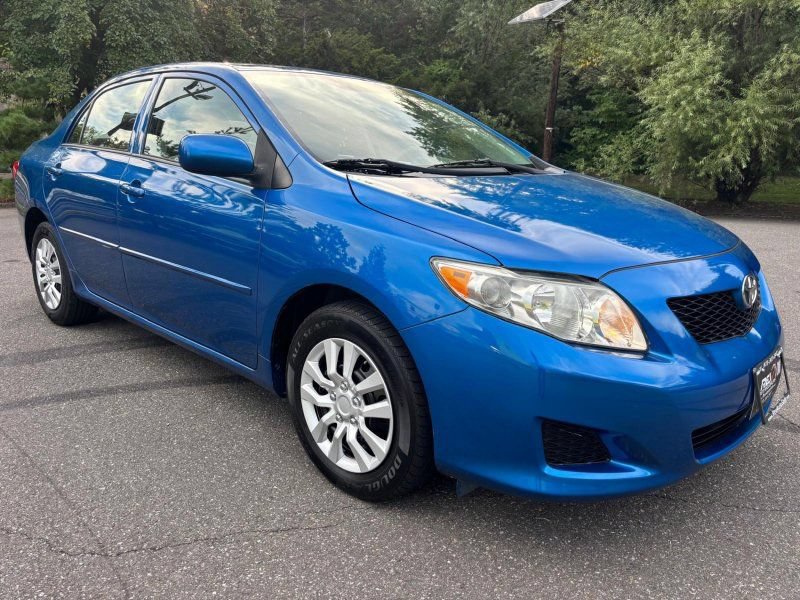 Used 2010 Toyota Corolla LE w/ All Weather Guard Pkg FWD image 8