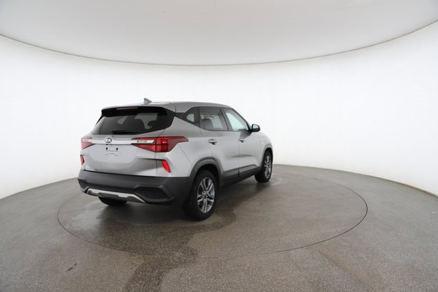 Used 2021 Kia Seltos LX image 17