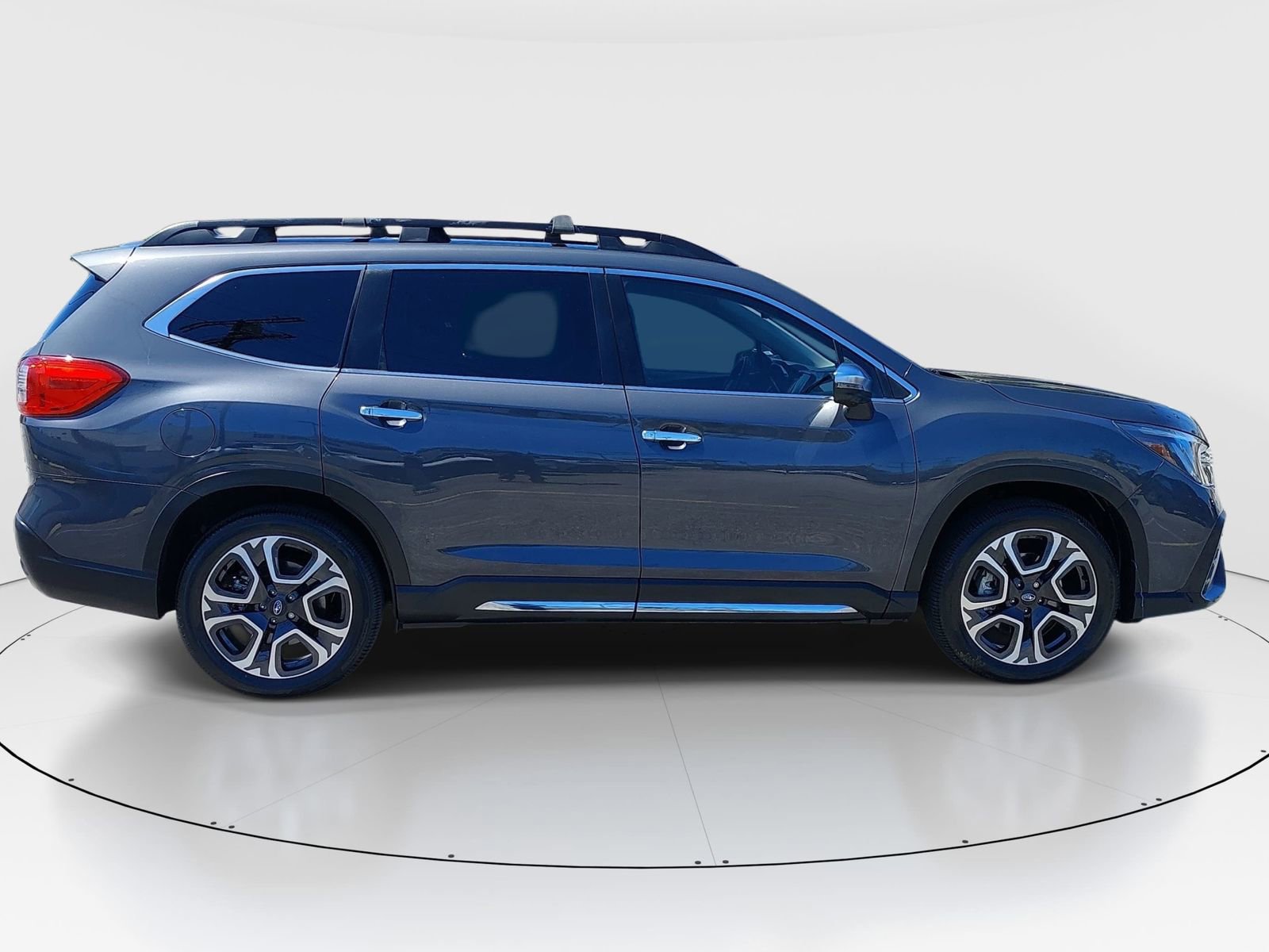Certified 2023 Subaru Ascent Touring AWD/4WD image 8